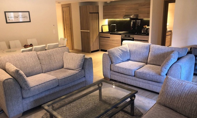 Arc-1600 Apartamento | Apto acogedor 3 hab, ski-in/out, piscina & spa, 8-10 pers.