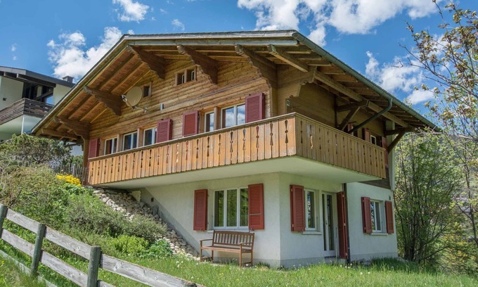 Adelboden Casa | Acogedor apartamento de 3 habitaciones con estudio para 8 personas en una zona tranquila.