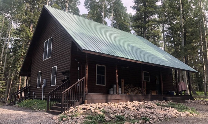 Cimarron Cabina | Cozy 3Bed 2Bath Cabin - Lodge / Snowmobile / UTV Rental Nearby