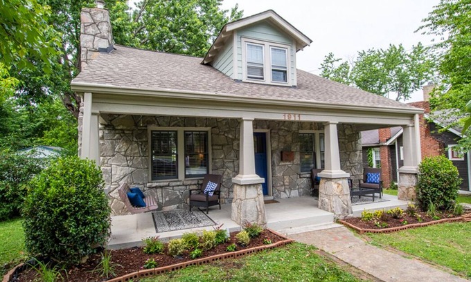 Shelby Hills Cabaña | Cozy 3BR Cottage: Ideal for All in Vibrant East Nashville