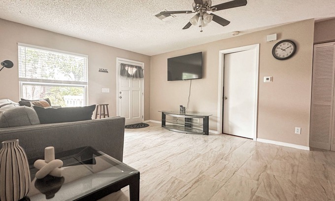 Port Malabar Casa | Cozy 3BR Family Home w/Office, Full Kitchen & Peaceful Vibe