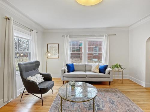 Des Moines Casa | Cozy 3br Home By Ingersoll Restaurant Scene