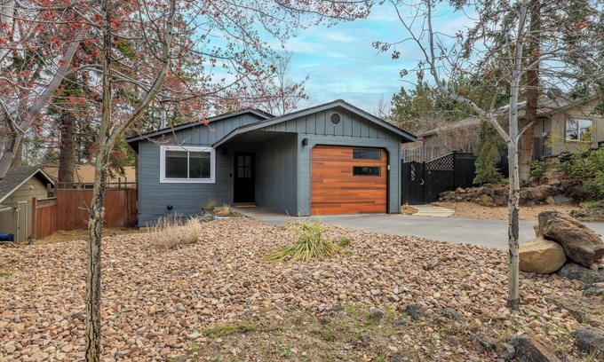 Orchard District Casa | Cozy 3BR Retreat in Midtown Bend