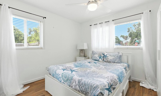 Seminole Casa | Cozy 3BR Retreat w/AC. Near Beaches & Hospitals in Seminole
