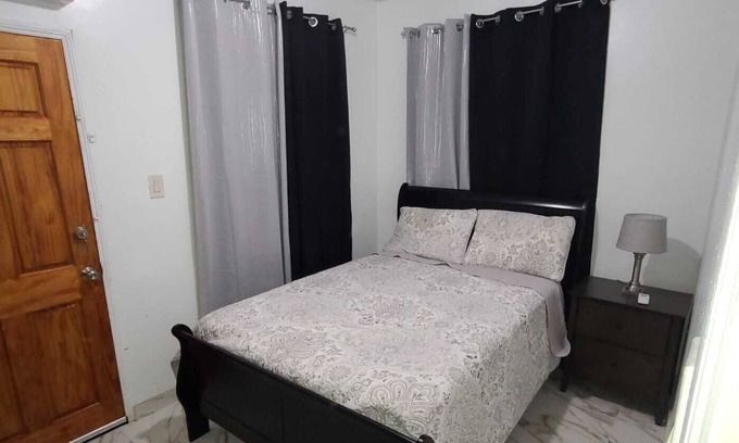 Estate Lindbergh Bay Apartamento | Cozy 4 bedroom 2 bath apartment/Near Beaches