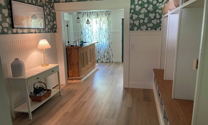 Pierce County Cabaña | Cozy 4-bedroom cottage in enjoyable Elbe with WiFi on 16 wooded acres