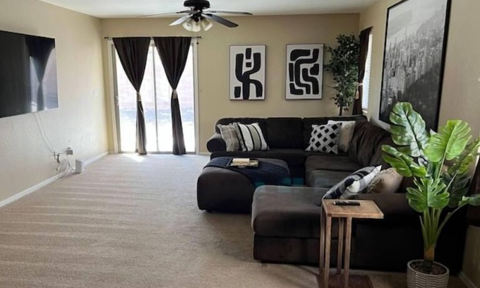 Tuscano Casa | Cozy 4 bedroom home!