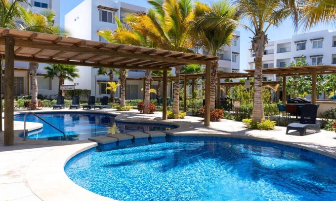 Cerritos Apartamento | Cozy 4 Person Apartment, Pool & Beach Nearby!