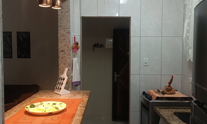 Praia Grande Apartamento | Cozy 40m from the Beach: Ground Floor Apartment with 2 Bedrooms and Wi-Fi in Vila Tupi