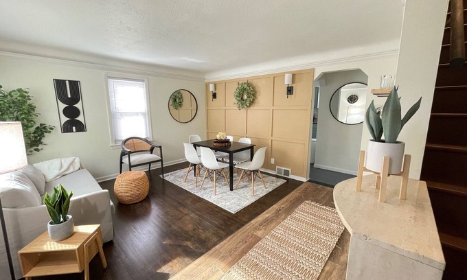 Berea Casa | Cozy 4BR & 2 Bath-CLE, BW, IX Center-walkout basement - firepit - dog friendly!
