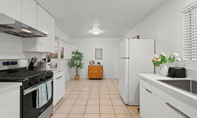 La Puente Casa | Cozy 4BR close to Disneyland and Downtown LA