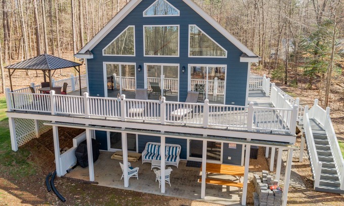 Wise Casa | Cozy A Frame on the lake!