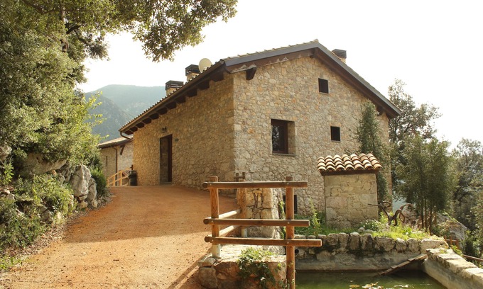 La Nou Cabaña | Acogedor alojamiento en complejo 4 casas rurales piscina exterior, spa, padel...