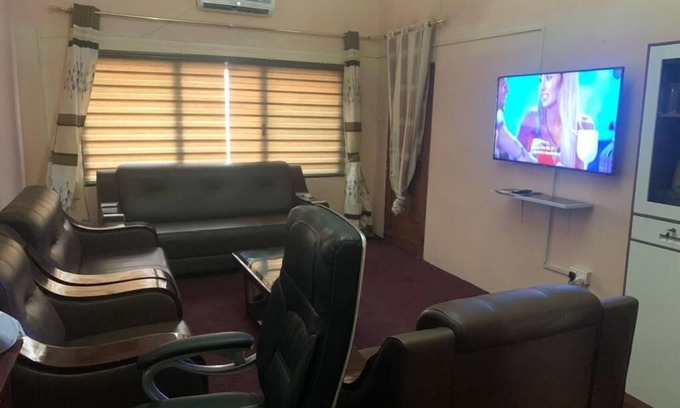 Tesano Casa | Cozy & Affordable Stay in the Heart of Dansoman