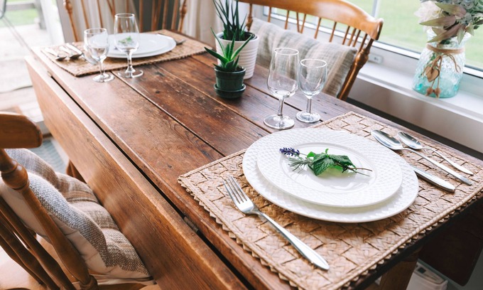Queens County Casa | Cozy All Season Country Cottage- 15 min to Charlottetown