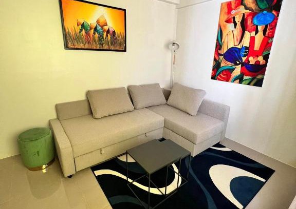 Talisay Apartamento | Cozy almond drive condo in cebu
