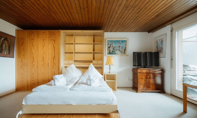 Mitloedi Apartamento | "Cozy Alpine Retreat: Your Perfect Getaway in Amden, Switzerland!"