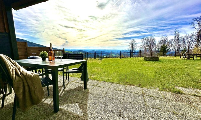 Steinberg Casa | COZY Alpine-view Mountain BUNGALOW + BIG Garden + NETFLIX!