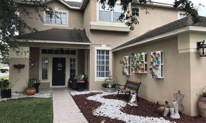 Orlando Villa | Cozy and and spacious and well located, very close to theme parks.