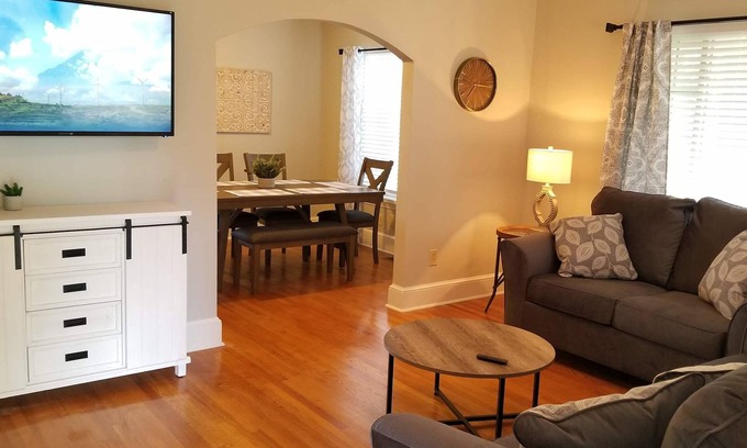 Morristown Casa | Cozy and Clean in Downtown Morristown