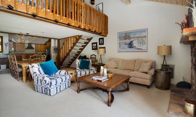 Elkhorn Village Condominio | Cozy and Comfortable 2 Bed, 2 Bath Condo in Elkhorn - Adventurer’s Paradise