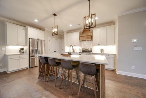 Belmont Casa | Cozy and Immaculate 4BR Modern Farmhouse Retreat