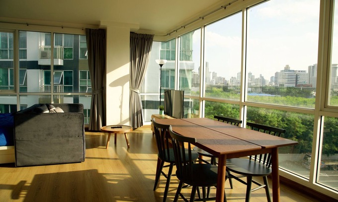 Rama 9 Apartamento | VISTA PANORÁMICA / WIFI RÁPIDO / COMIDA LOCAL