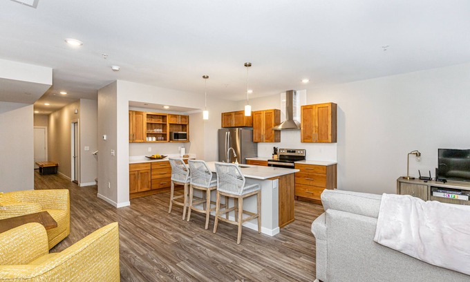 West Fargo Condominio | Cozy and Modern Condo in Fargo #104