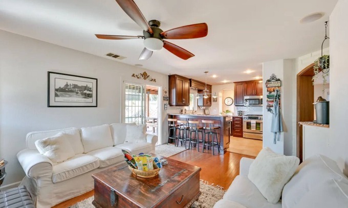 San Ysidro Casa | Cozy and quiet 6-bedroom retreat close to outlet mall shopping and more!