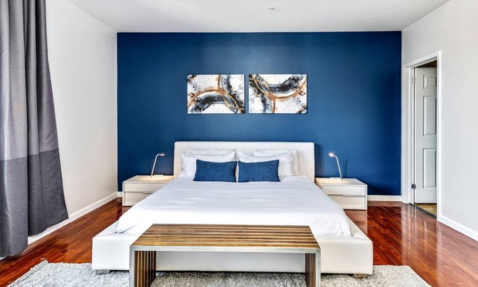Chinatown Apartamento | Cozy and Stylish 2BD Apt With Great Location!