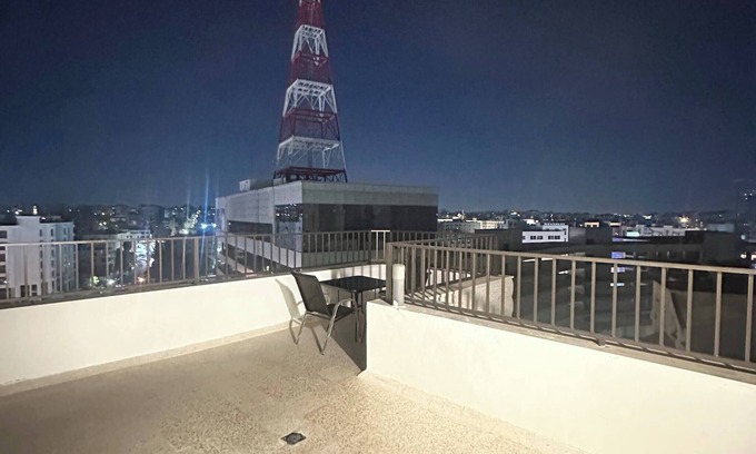 Suwailih Apartamento | Cozy and Tranquil Rooftop Near Al Services 23