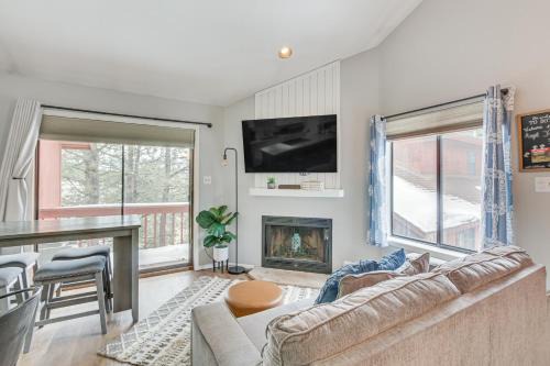 Angel Fire Apartamento | Cozy Angel Fire Condo - Walk to Ski Lift!