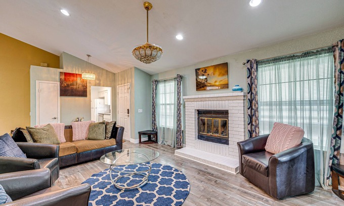 Antelope Casa | Cozy Antelope Home ~ 14 Mi to Sacramento!