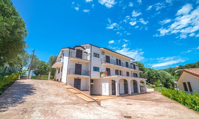 Policastro Bussentino Apartamento | Alojamiento de 2 habitaciones en Policastro Bussentino
