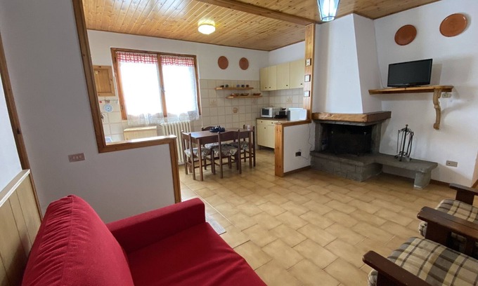 Sant'Andrea Pelago Apartamento | Cozy apartment with garden, pets allowed