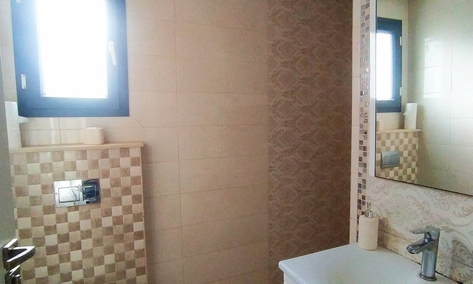 Kheredine Apartamento | Cozy Apartment (1 min walk from the beach)