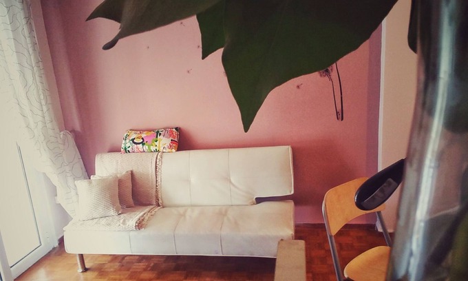 Nea Chalkidona Apartamento | Acogedor apartamento de 48 m2 cerca del centro de la ciudad con vista. Wi-Fi GRATUITO.