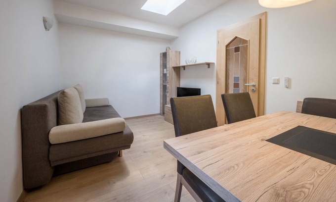 Mareta Apartamento | Cozy Apartment Alpenaster with Mountain View, Wi-Fi, Sauna, Terrace & Balcony; Parking Available