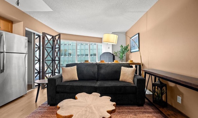 Downtown Toronto Apartamento | Cozy Apartment at Dundas Square!
