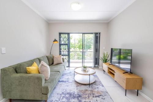Trawal Apartamento | Cozy Apartment in Brackenfell, Cape Town, ZA
