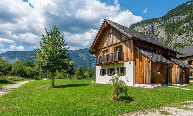 Obertraun Apartamento | Cozy Apartment in Obertraun With Pool