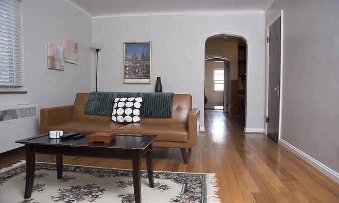 Roselawn Finance Apartamento | Cozy Apartment in Pleasant Ridge