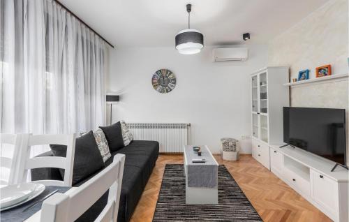 Rijeka Apartamento | Cozy Apartment In Rijeka With Wifi