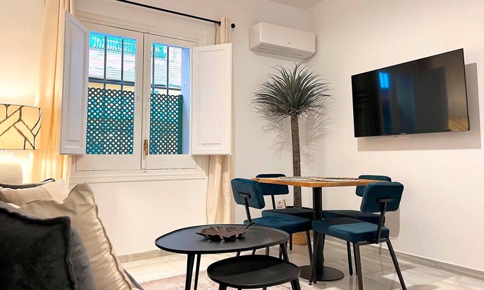San Vicente Apartamento | Cozy Apartment in Sevilla Center. Baños IV