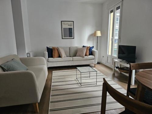 Ciudad Jardin Apartamento | Cozy Apartment Madrid