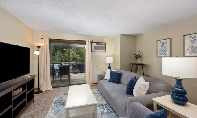 Rockford Apartamento | Cozy apartment near Lake Bella Vista