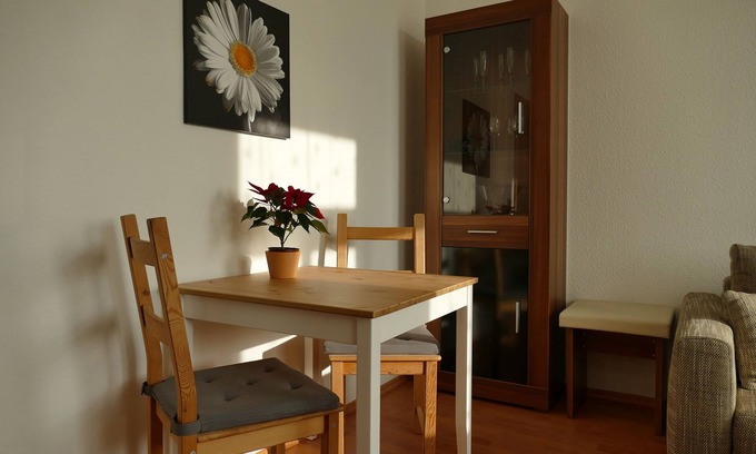 Ubigau Apartamento | Acogedor apartamento cerca del carril bici y centro, Vis à Vis Schloss Übigau, incl. ruedas