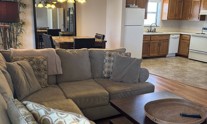 Poplar Bluff Apartamento | Cozy Apartment on Quiet Street