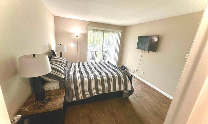 Owings Mills Apartamento | Cozy apartment with WiFi and fitness room in delightful Owings Mills