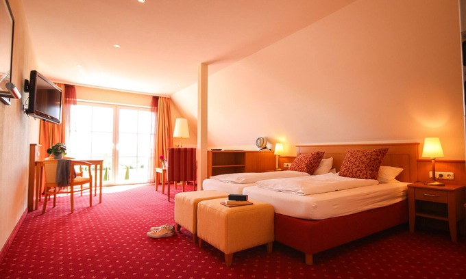 Enderndorf am See Apartamento | Cozy apartment with a direct view of the Brombachsee